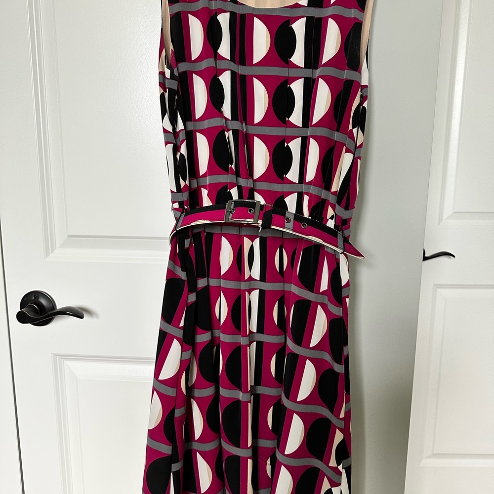 Banana Republic | fit and flare dress - Picture 3 of 5